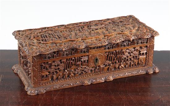A Chinese export sandalwood rectangular box, mid 19th century, 26.5cm, hinges detached